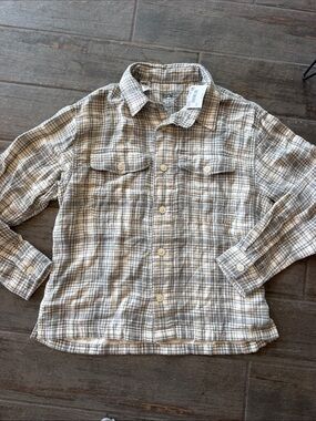 American Eagle Outfitters Beige and Gray Plaid Button-Down Shirt